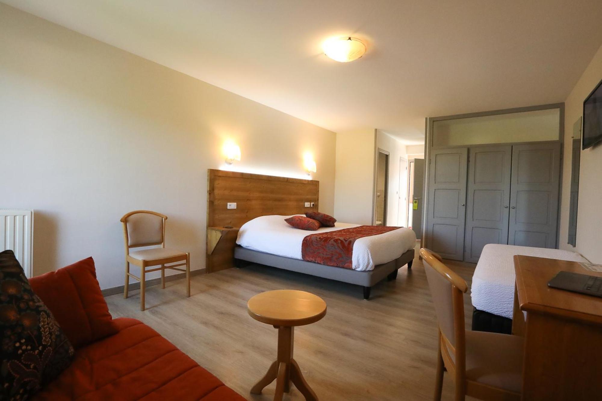 Logis Hotel Spa Restaurant Le Provence Lanarce Exterior photo