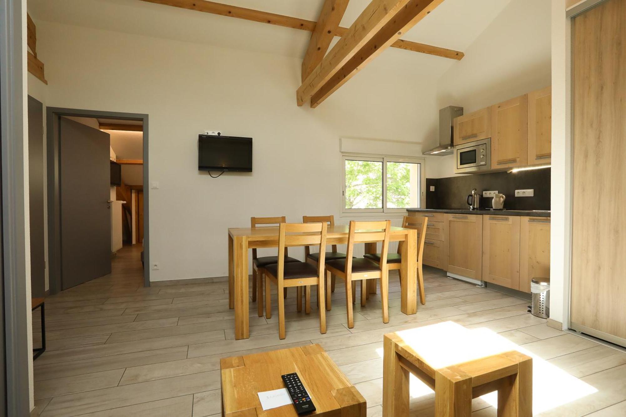 Logis Hotel Spa Restaurant Le Provence Lanarce Exterior photo