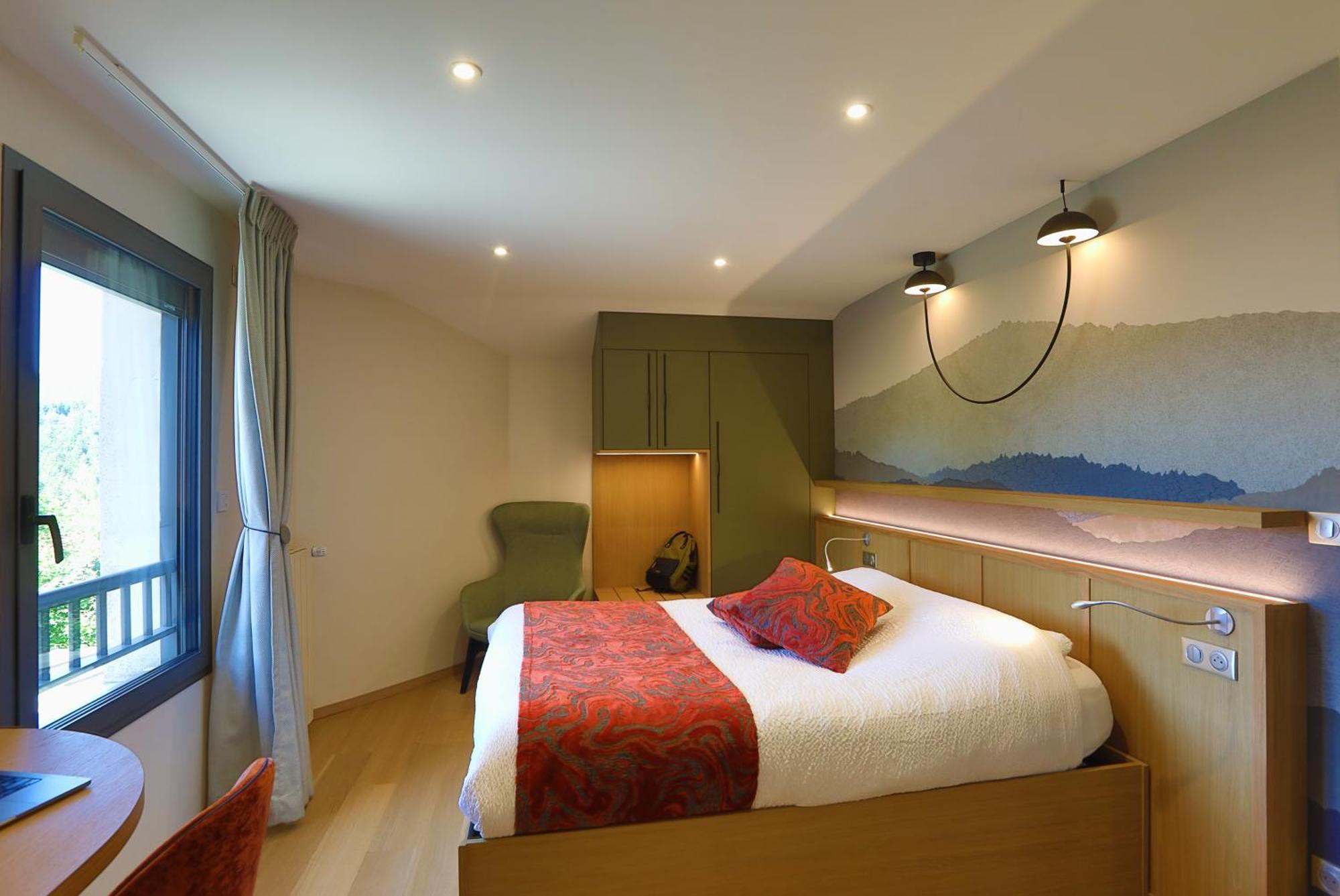 Logis Hotel Spa Restaurant Le Provence Lanarce Exterior photo